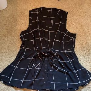 Torrid 00 sleeveless blouse